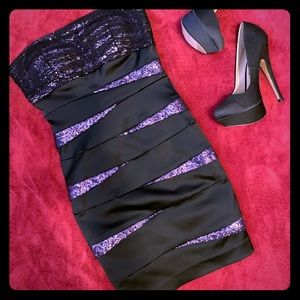 Betsy & Adam Strapless Formal Dress.